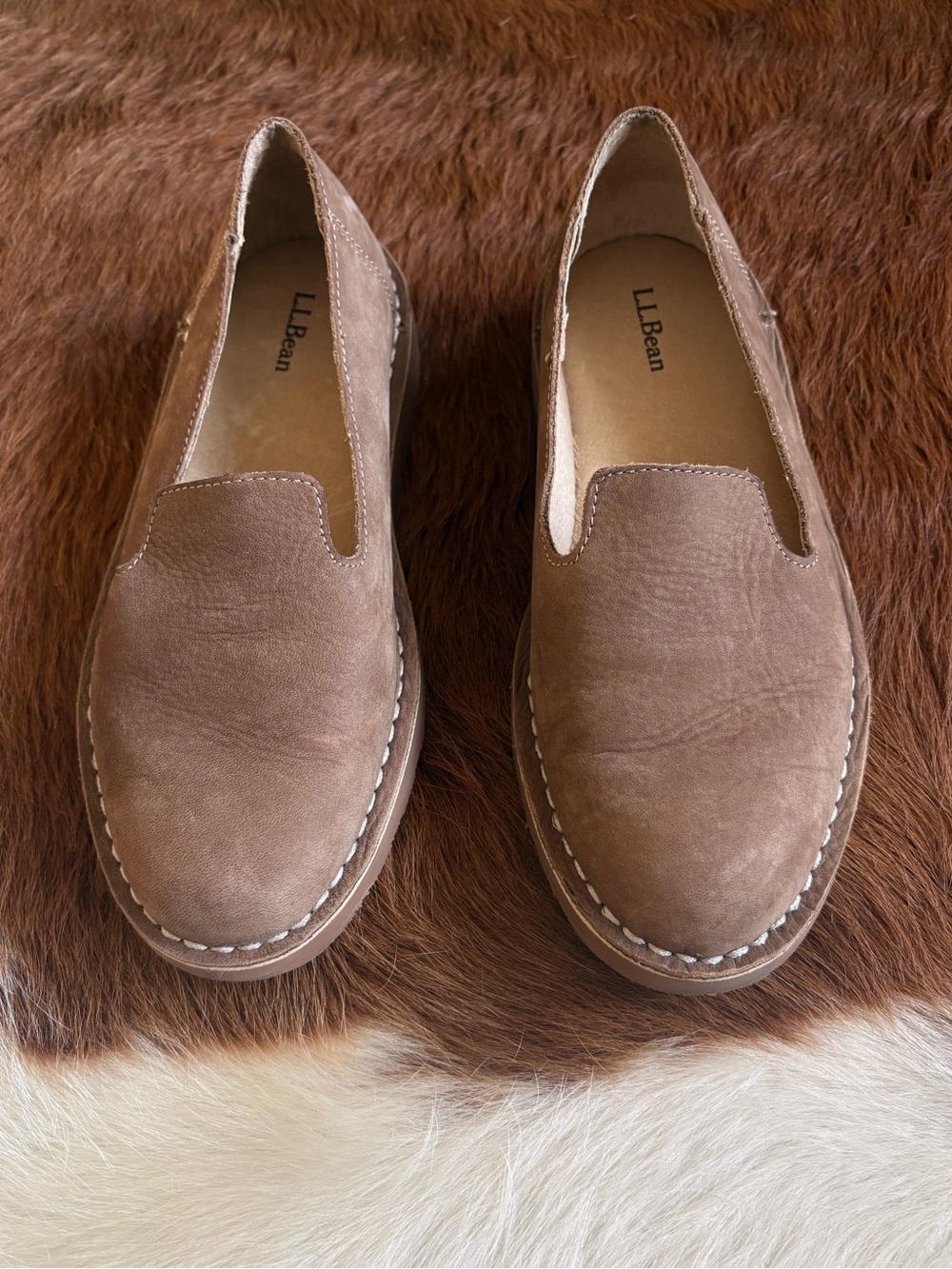 NEW!! Ladies- L.L. Bean Stonington Suede Nubuck Loafers. Size 8